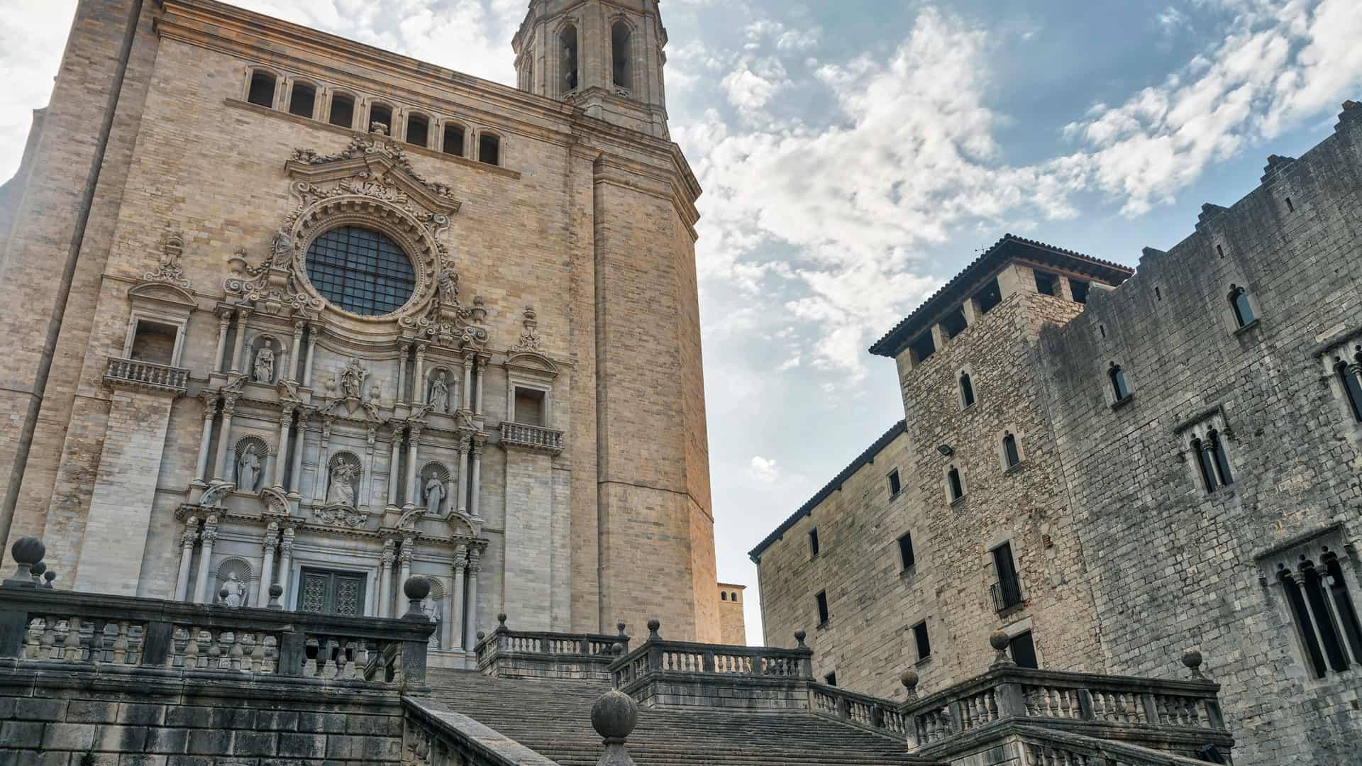 Girona catedral donde están disponibles los servicios telefónicos de yoigo