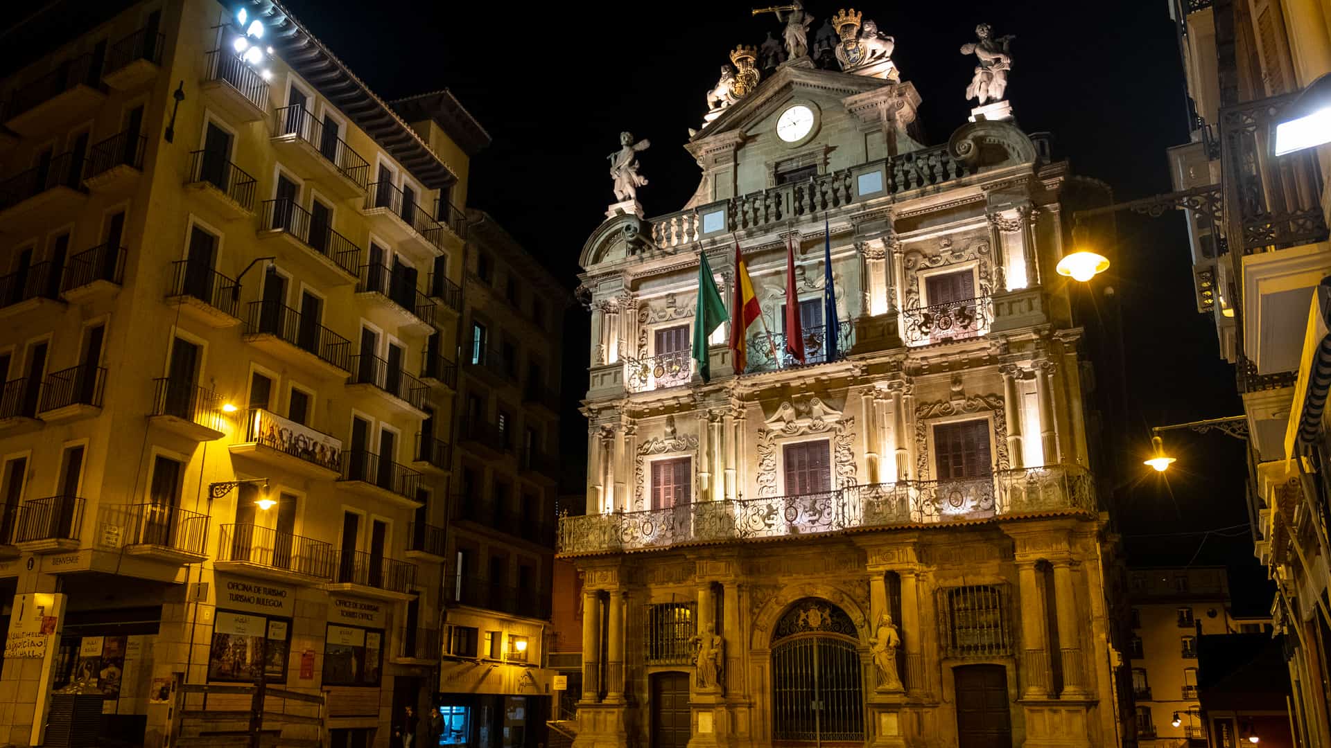 Ayuntamiento de Pamplona donde están disponibles los servicios telefónicos de yoigo