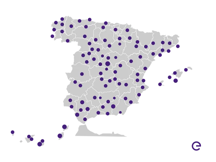 Se muestra un mapa de los puntos de recarga de Endesa X en España.