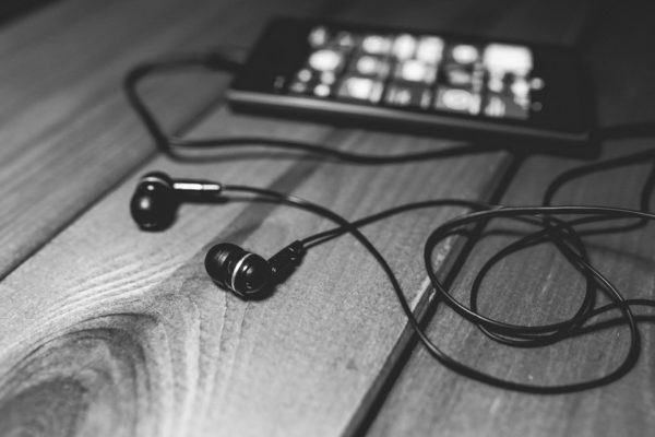cascos para escuchar Spotify